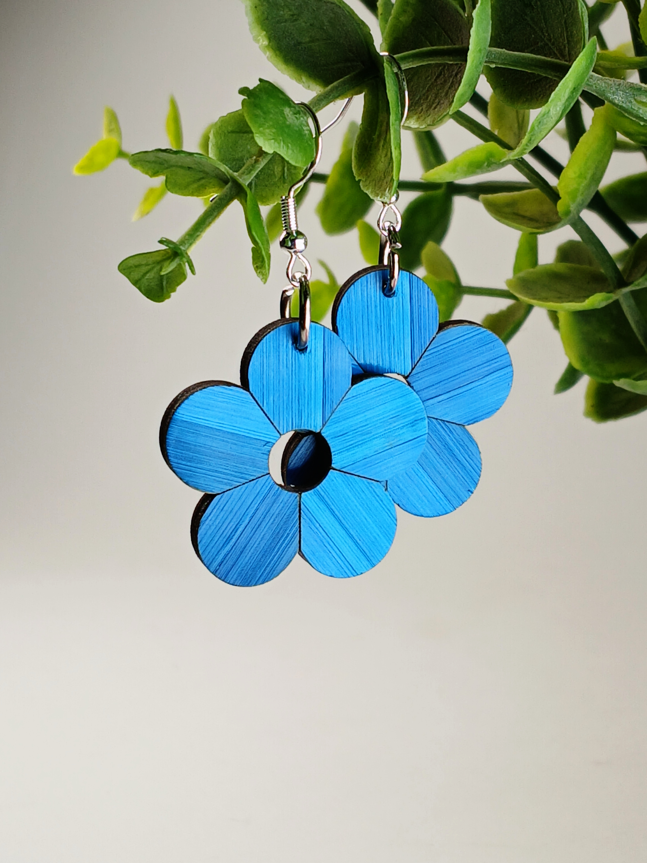 Bijou Marguerite en marqueterie