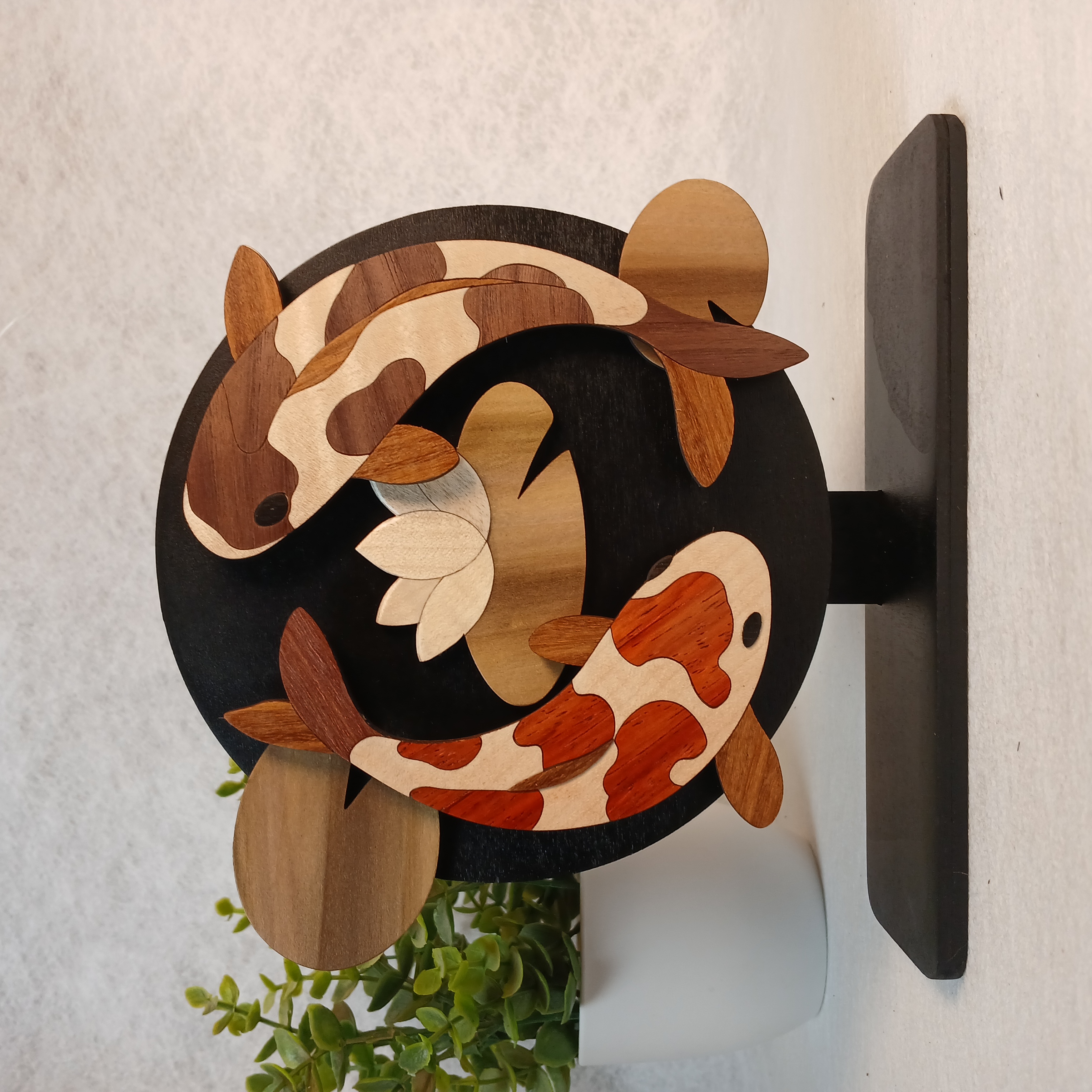 Carpe Koï décorative en bois