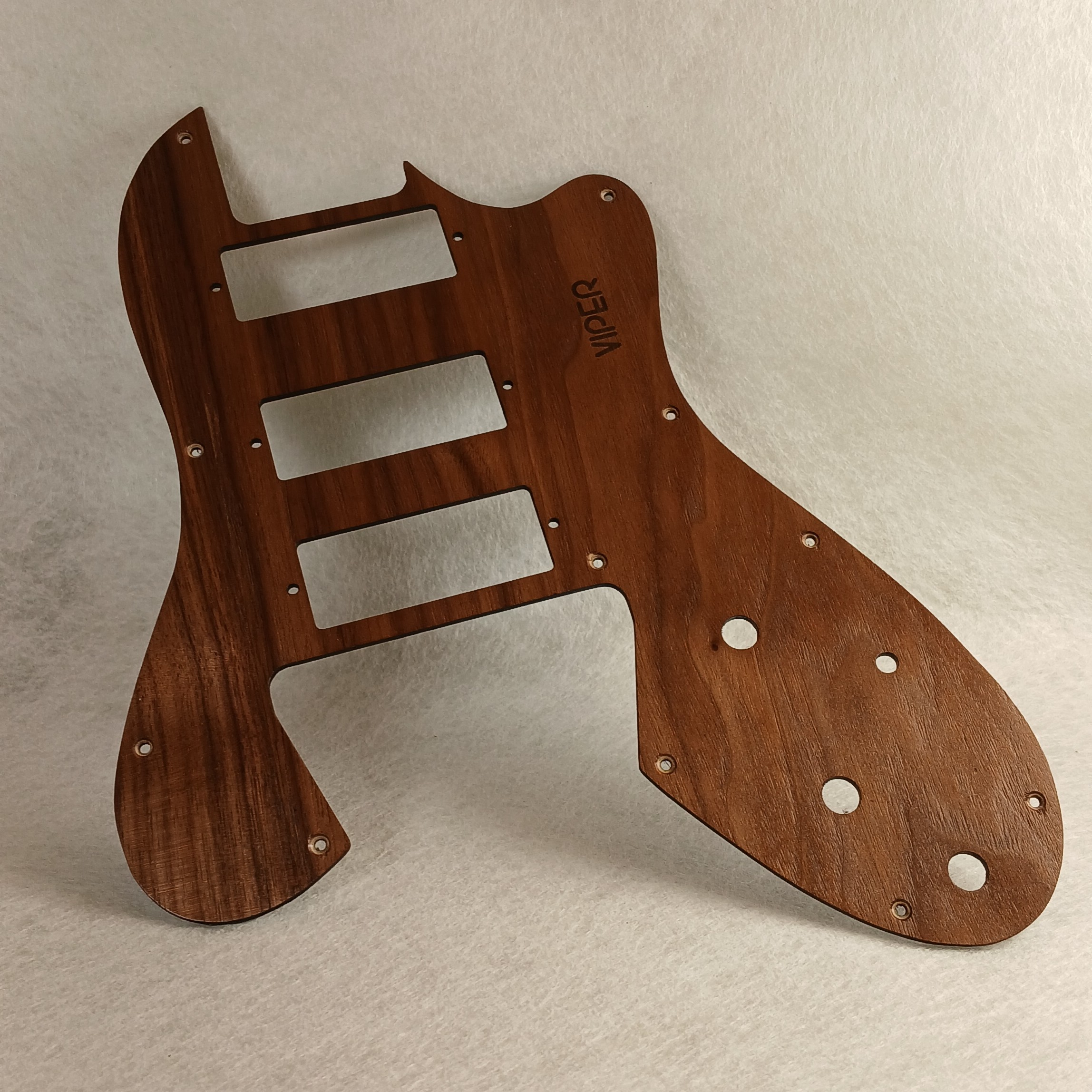 Pickguard personnalisé
